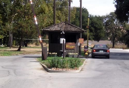San Benito Rv & Camping Resort Paicines Екстериор снимка